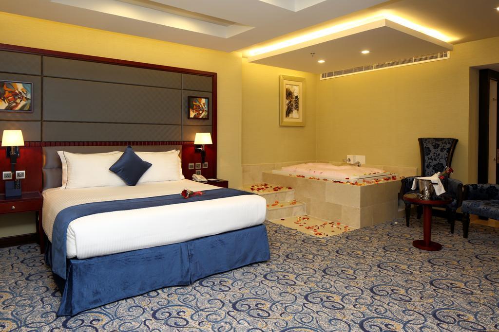 Intour Al Khafji Hotel Ngoại thất bức ảnh